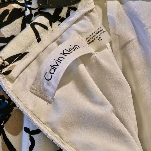 Calvin Klein Elegant Floral Pencil Skirt with Blue Accents Sz 12 - Picture 3 of 3